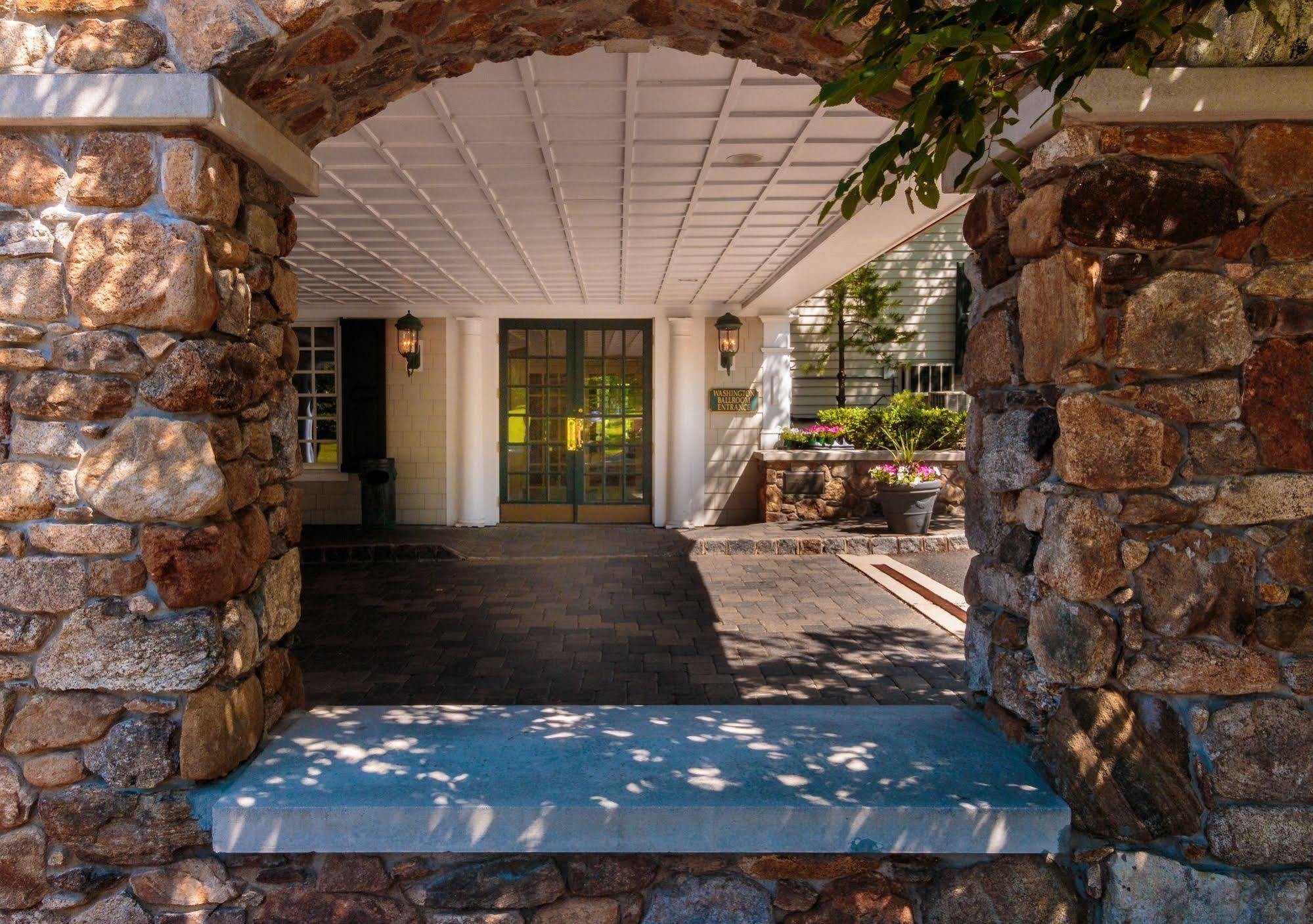 The Olde Mill Inn Basking Ridge Exterior foto